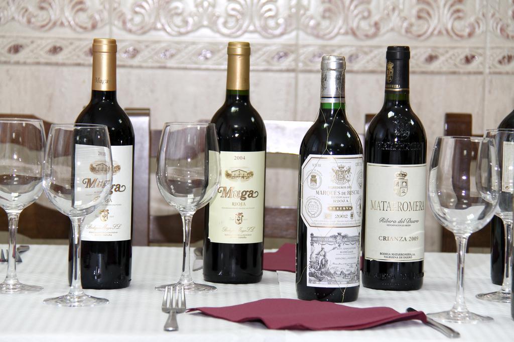 Hostal Restaurante La Masia Vila-real Ngoại thất bức ảnh