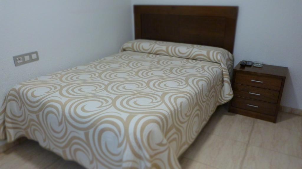 Hostal Restaurante La Masia Vila-real Ngoại thất bức ảnh